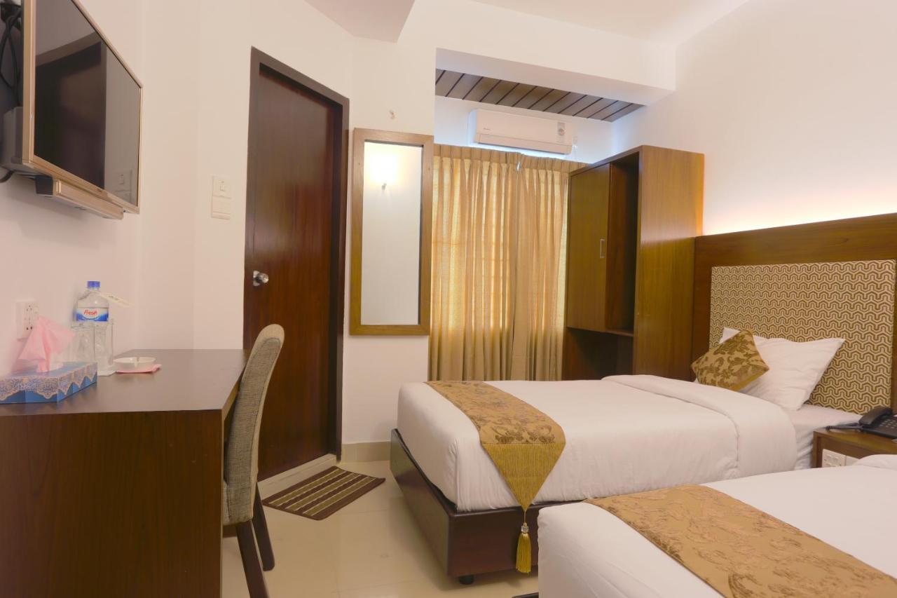 Holy Inn Sylhet Esterno foto
