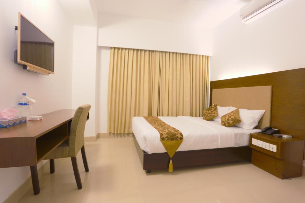 Holy Inn Sylhet Esterno foto