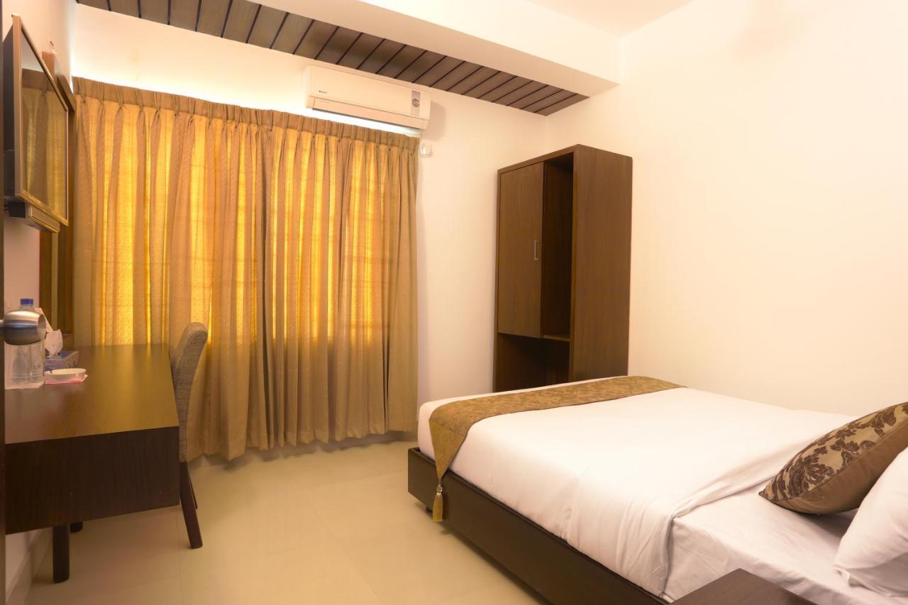 Holy Inn Sylhet Esterno foto