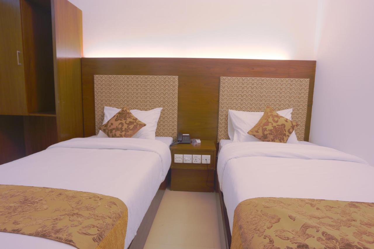 Holy Inn Sylhet Esterno foto